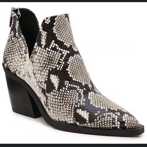 Vince Camuto Nenanie Bootie